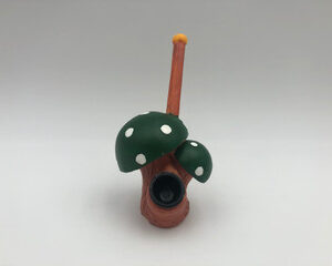 CHARACTER SMOKING PIPE STYLE 20